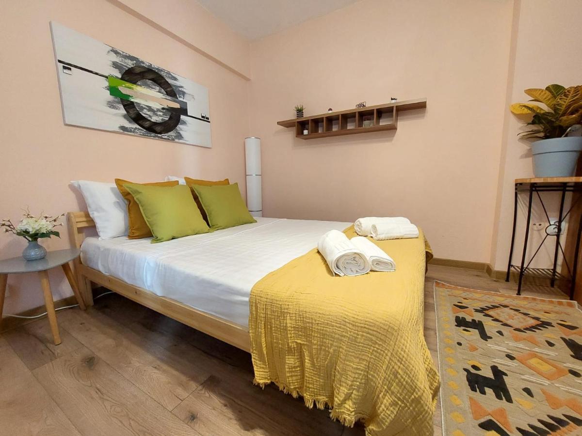 Laroka House Cosy Studio Universitate Bukarest Exterior foto