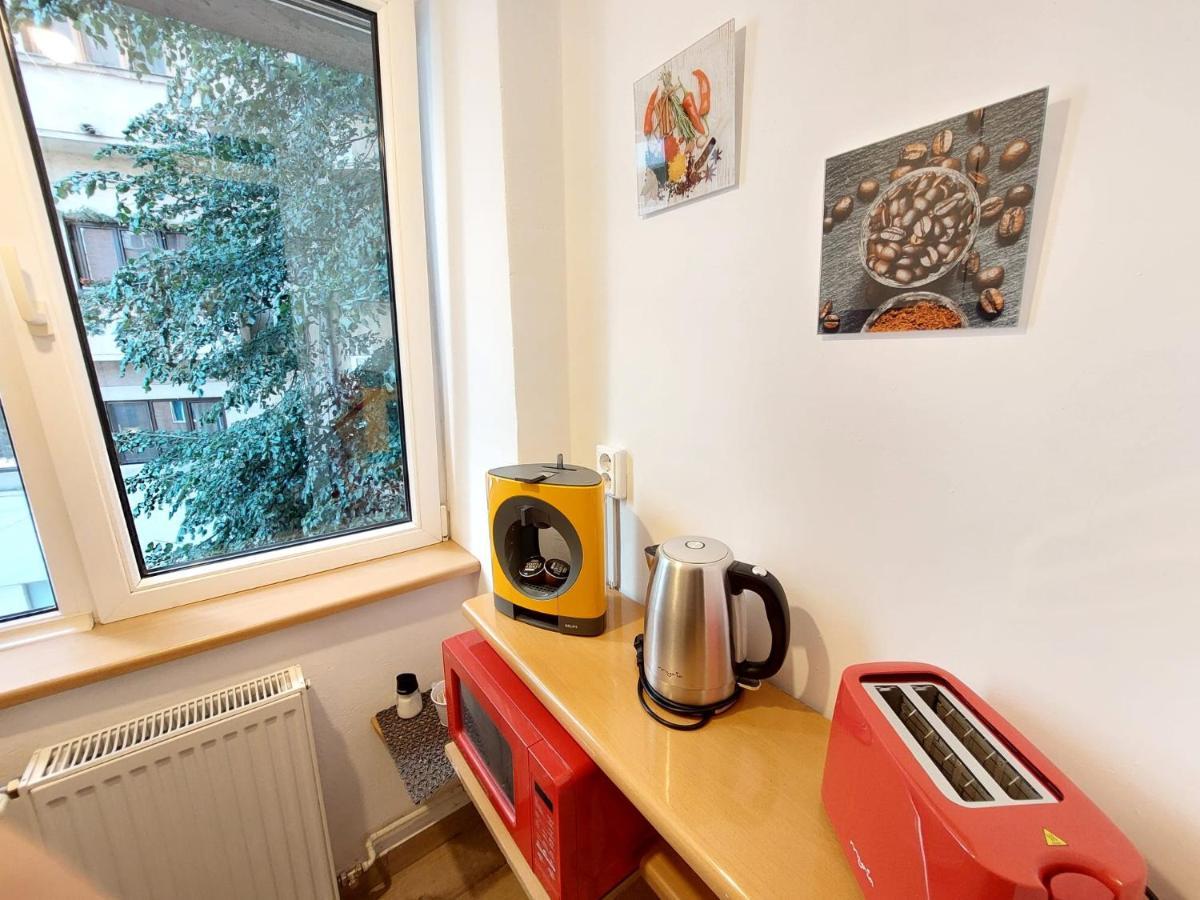 Laroka House Cosy Studio Universitate Bukarest Exterior foto