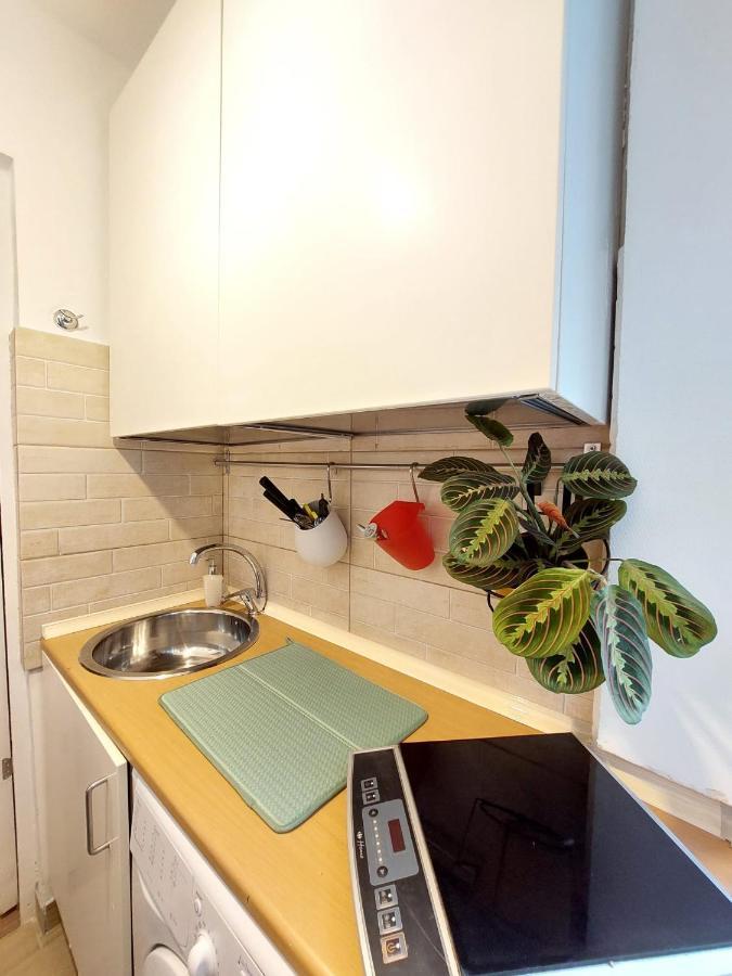 Laroka House Cosy Studio Universitate Bukarest Exterior foto